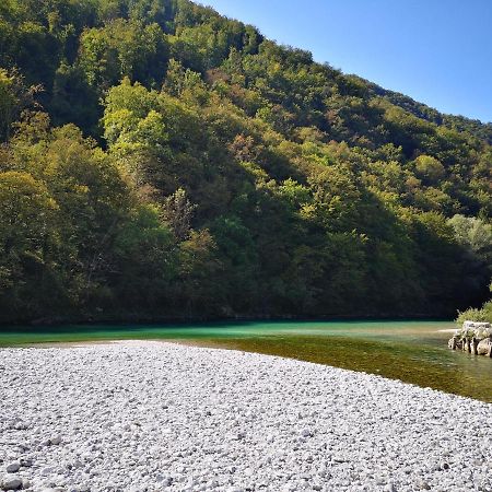 トールミンApartma Tijaアパートメント エクステリア 写真