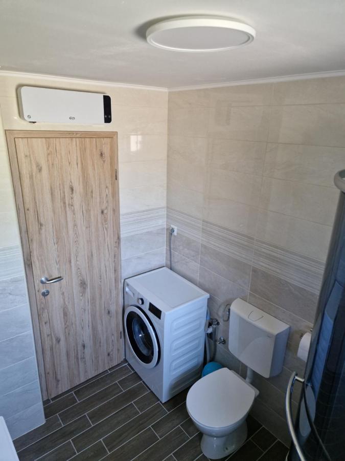 トールミンApartma Tijaアパートメント エクステリア 写真