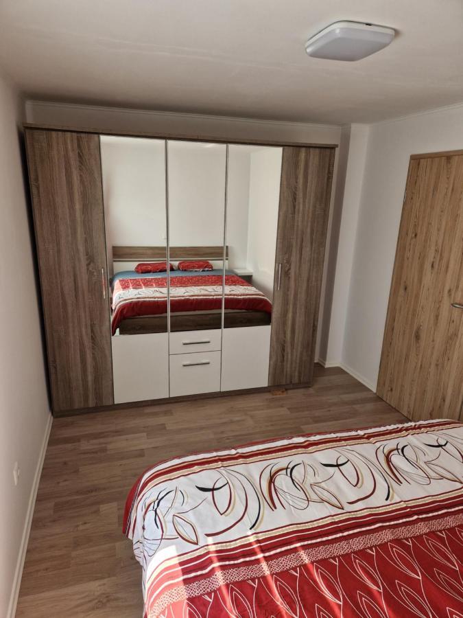 トールミンApartma Tijaアパートメント エクステリア 写真