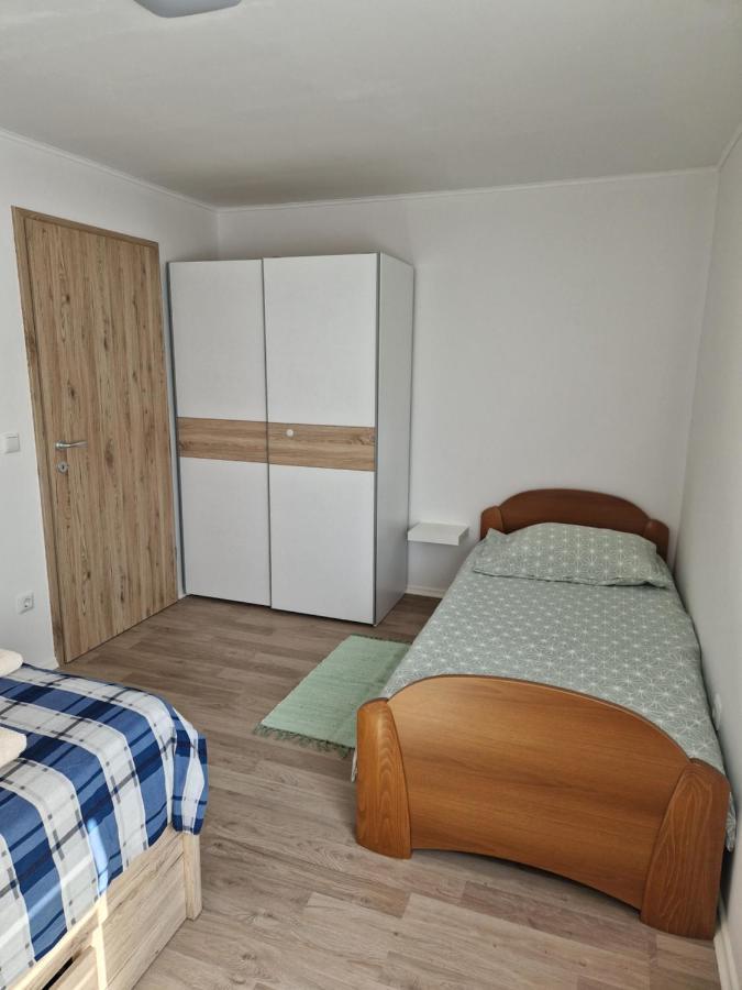 トールミンApartma Tijaアパートメント エクステリア 写真